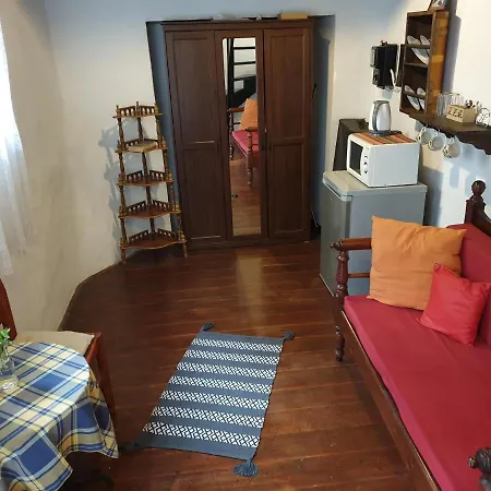 Chris αpartments Old Town Apartman